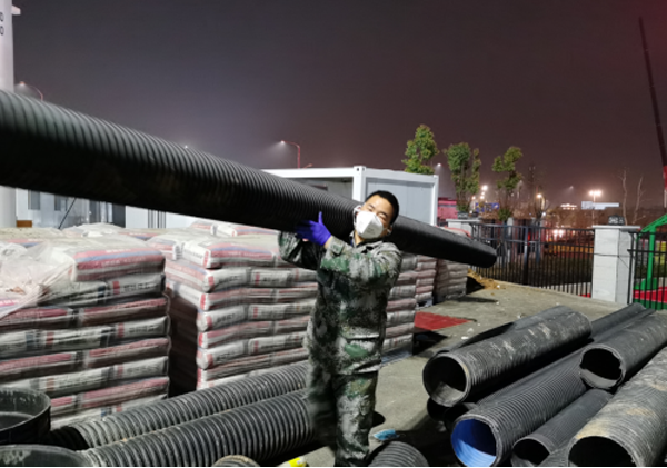 1584096929182717.png 榜樣少年:爸爸你在武漢請(qǐng)放心,我和妹妹幫你照顧好媽媽2027.png